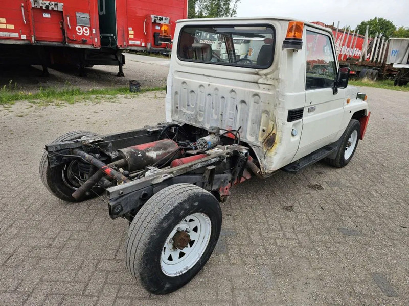 Toyota Land Cruiser LB71MOD - Tarbesõiduk: pilt 5 Toyota Land Cruiser LB71MOD - Tarbesõiduk: pilt 5