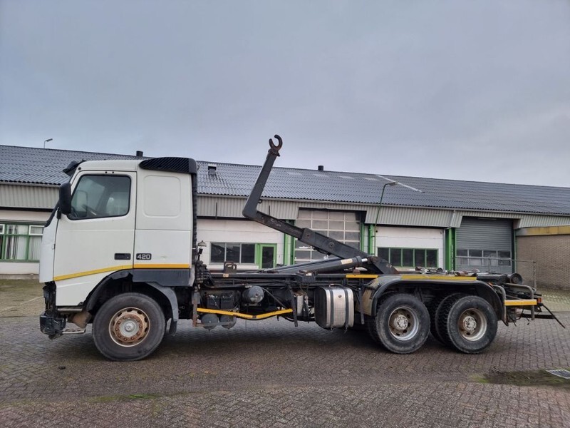 Volvo FH 12.420 6x4 - Manual Gear - STEEL/STEEL - Big Axles - PTO - Kallurauto: pilt 1 Volvo FH 12.420 6x4 - Manual Gear - STEEL/STEEL - Big Axles - PTO - Kallurauto: pilt 1