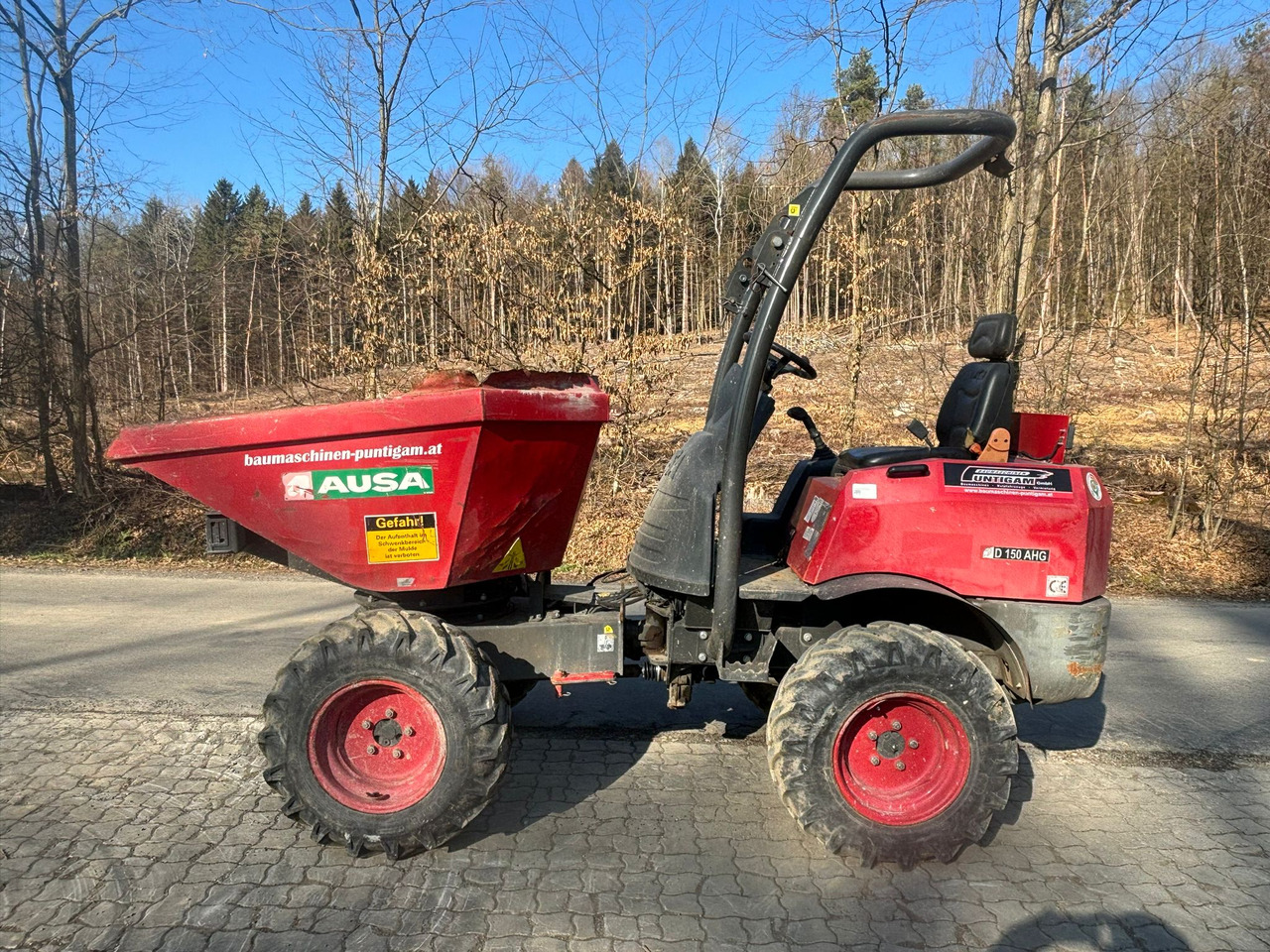 AUSA D 150 AHG - Mini kallur: pilt 1 AUSA D 150 AHG - Mini kallur: pilt 1