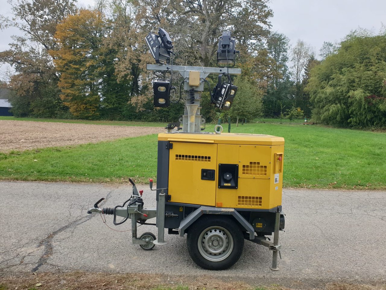 Atlas Copco HiLight 5+ - Valgustorn: pilt 1 Atlas Copco HiLight 5+ - Valgustorn: pilt 1