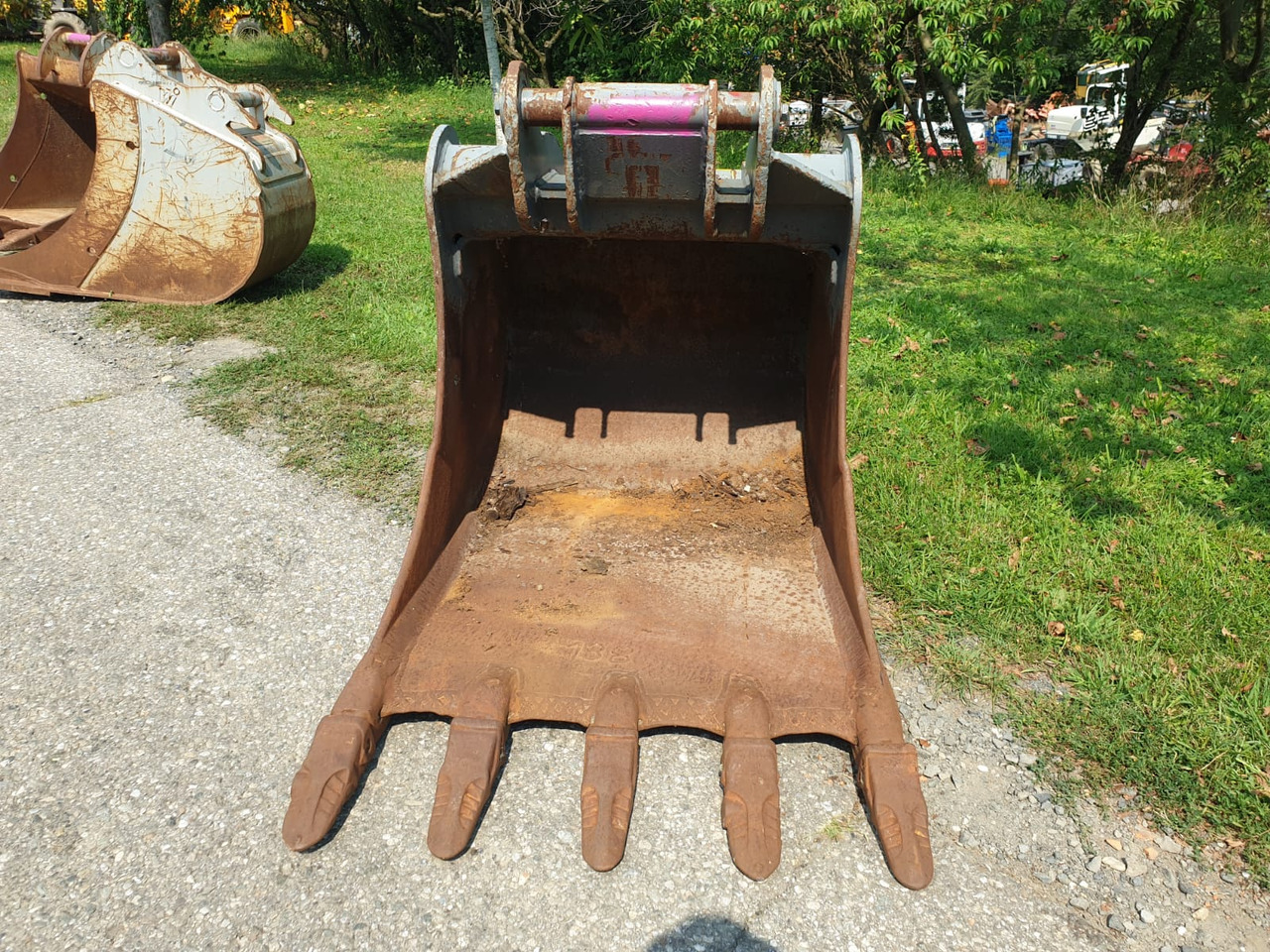 Baumaschinentechnik Bucket 120 cm with SW2 - Ekskavaatori kopp - Lintekskavaator: pilt 2 Baumaschinentechnik Bucket 120 cm with SW2 - Ekskavaatori kopp - Lintekskavaator: pilt 2