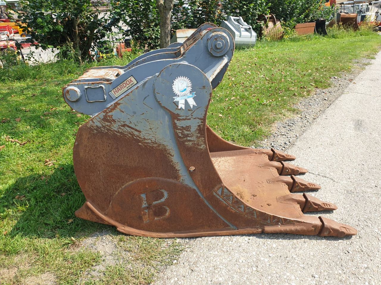 Baumaschinentechnik Bucket 120 cm with SW2 - Ekskavaatori kopp - Lintekskavaator: pilt 4 Baumaschinentechnik Bucket 120 cm with SW2 - Ekskavaatori kopp - Lintekskavaator: pilt 4