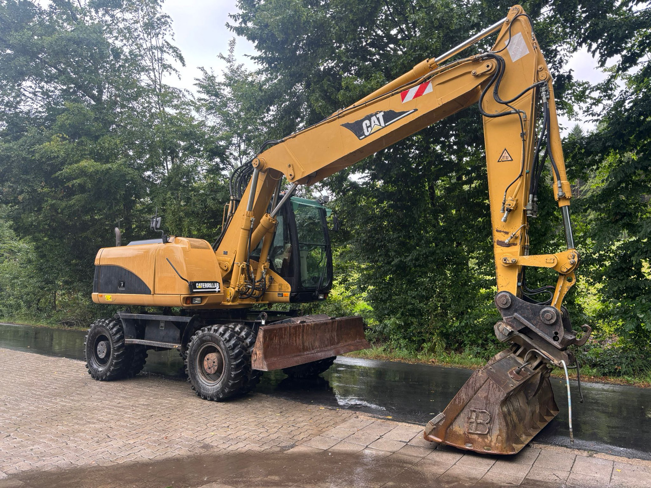 CATERPILLAR M 316 C - Ratastel ekskavaator: pilt 4 CATERPILLAR M 316 C - Ratastel ekskavaator: pilt 4
