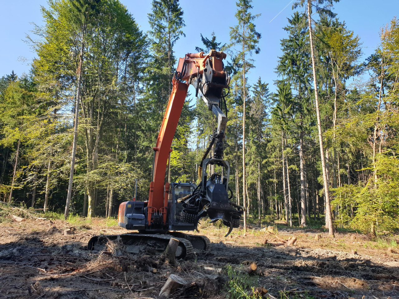 HITACHI ZX 210-3 with Kesla 25 RH - Lintekskavaator: pilt 3 HITACHI ZX 210-3 with Kesla 25 RH - Lintekskavaator: pilt 3