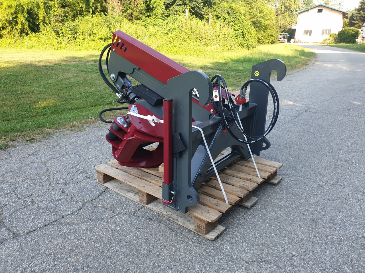 Hydraulic forwarding tongs for telehandlers - Haarats - Teleskooprataslaadur: pilt 5 Hydraulic forwarding tongs for telehandlers - Haarats - Teleskooprataslaadur: pilt 5