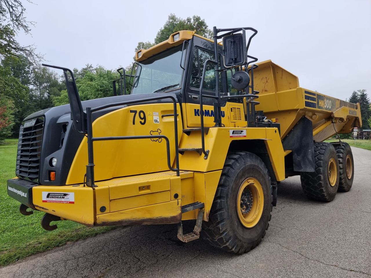 KOMATSU HM 300-5EO - Kastiga kallur/ Kiviveoauto: pilt 3 KOMATSU HM 300-5EO - Kastiga kallur/ Kiviveoauto: pilt 3