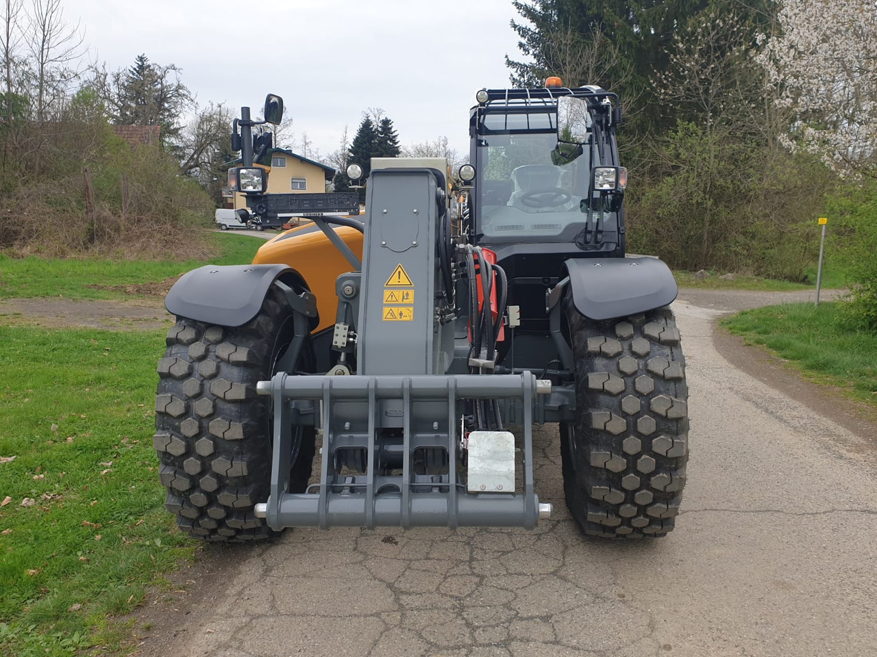 LIEBHERR T 60-9s - Teleskooplaadur: pilt 4 LIEBHERR T 60-9s - Teleskooplaadur: pilt 4