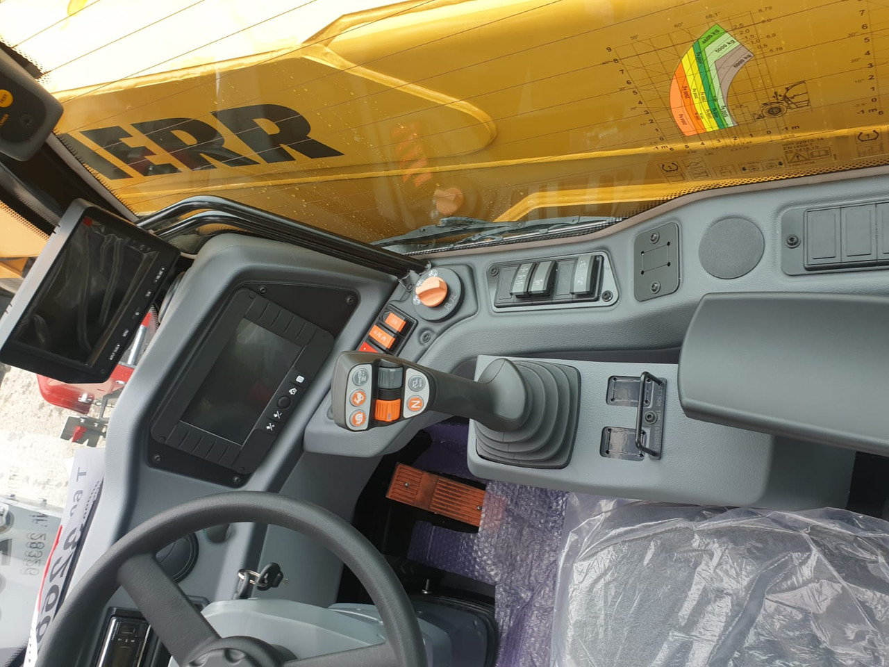 Teleskooplaadur LIEBHERR T 60-9s: pilt 13