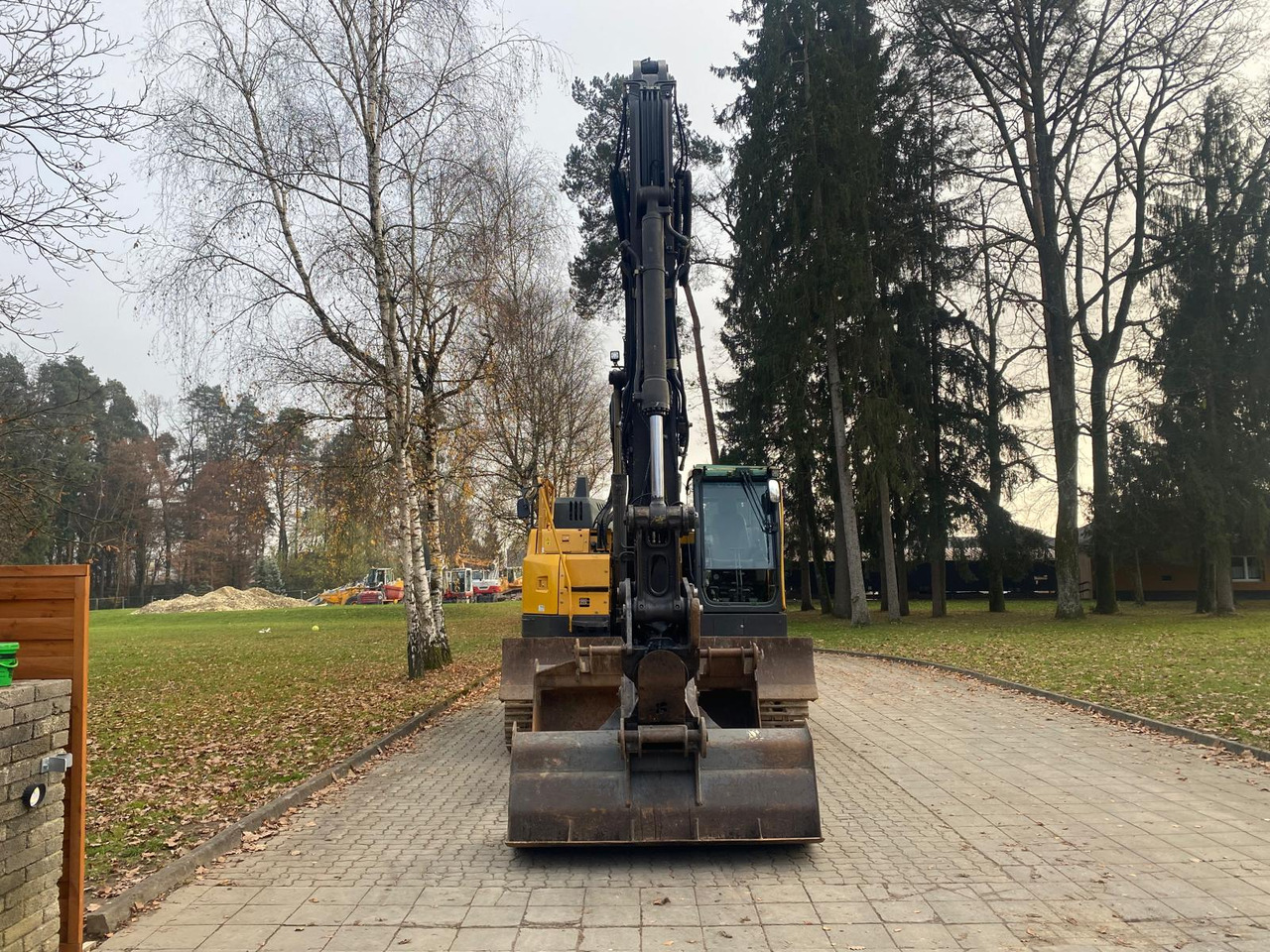 VOLVO ECR 235 EL - Lintekskavaator: pilt 3 VOLVO ECR 235 EL - Lintekskavaator: pilt 3