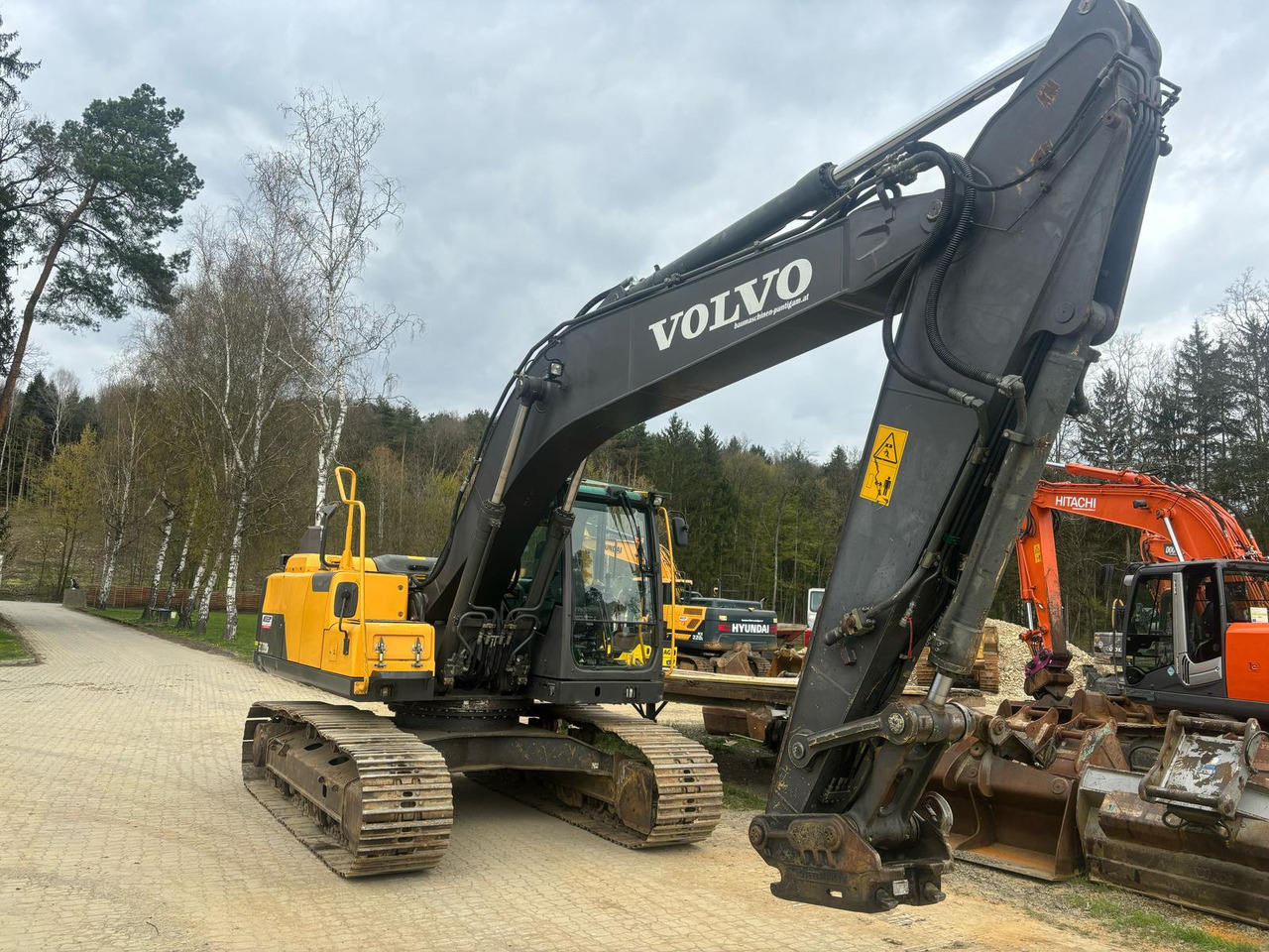 Volvo EC 220 DN - Lintekskavaator: pilt 3 Volvo EC 220 DN - Lintekskavaator: pilt 3