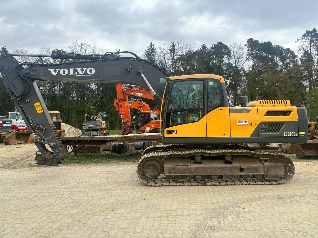 Volvo EC 220 DN - Lintekskavaator: pilt 1 Volvo EC 220 DN - Lintekskavaator: pilt 1