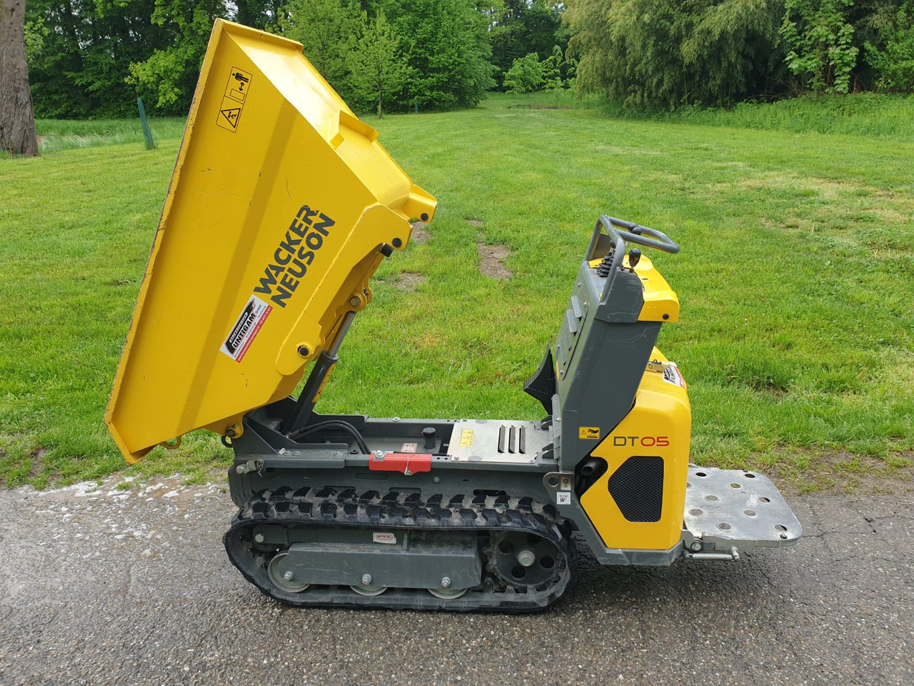 WACKER Neuson DT 05 - Roomikkallur: pilt 3 WACKER Neuson DT 05 - Roomikkallur: pilt 3