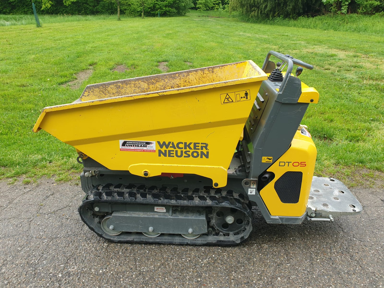 WACKER Neuson DT 05 - Roomikkallur: pilt 1 WACKER Neuson DT 05 - Roomikkallur: pilt 1