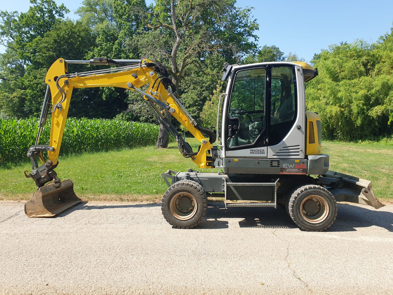WACKER Neuson EW 65 - Ratastel ekskavaator: pilt 1 WACKER Neuson EW 65 - Ratastel ekskavaator: pilt 1