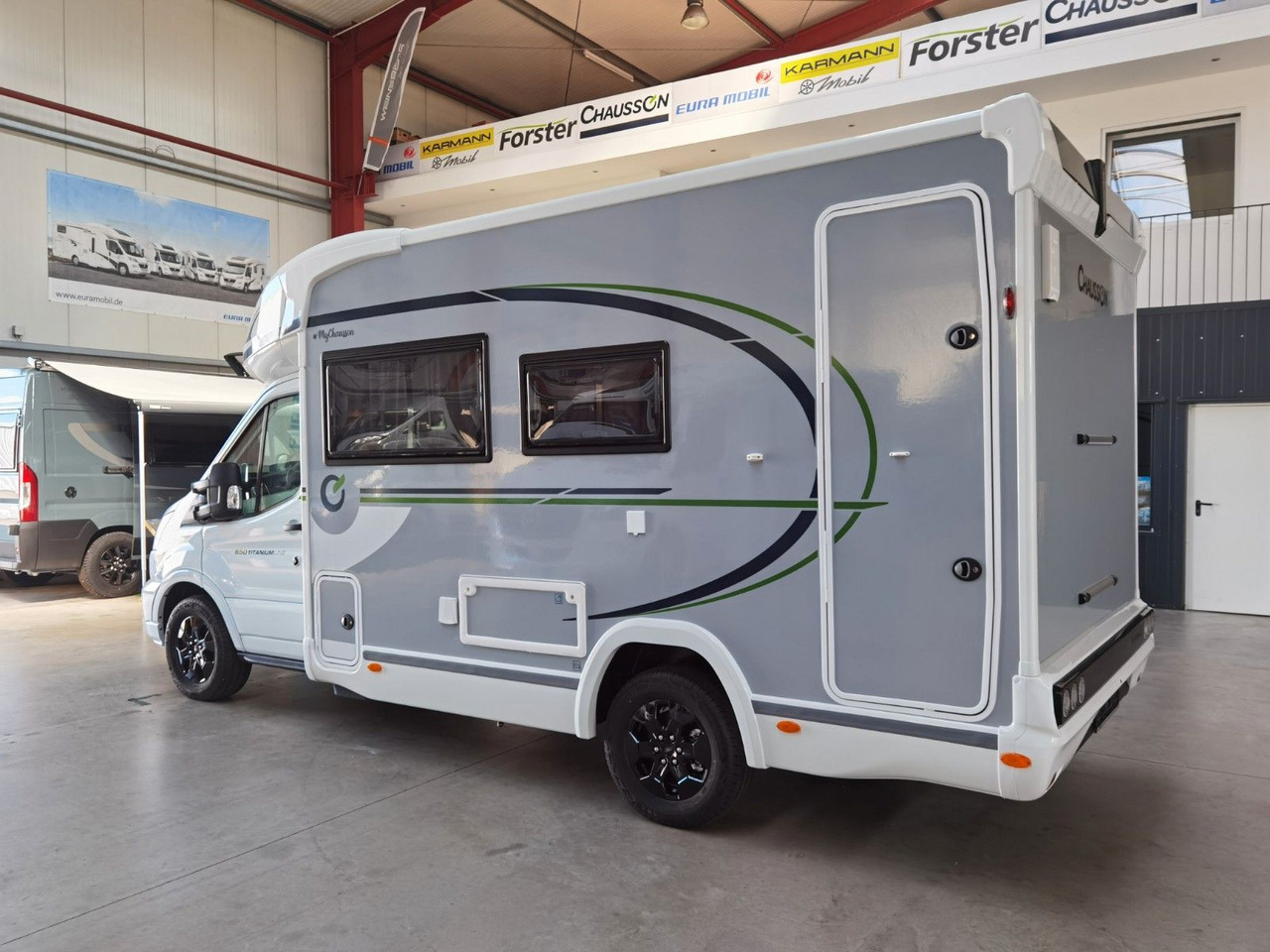 Chausson 650 TITANIUM / - 2026 - / NUR 6.39 M. / HUBBETT - Poolintegreeritud matkaauto: pilt 5 Chausson 650 TITANIUM / - 2026 - / NUR 6.39 M. / HUBBETT - Poolintegreeritud matkaauto: pilt 5