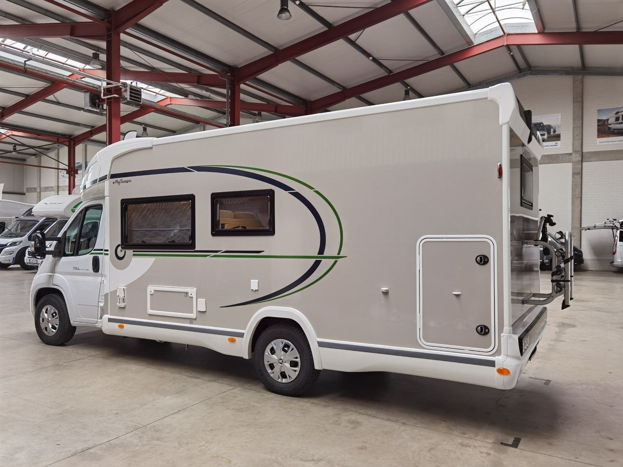 Chausson 724 ETAPE - LINE /140PS /ZUBEHÖR & CONNECT PAKET - Poolintegreeritud matkaauto: pilt 5 Chausson 724 ETAPE - LINE /140PS /ZUBEHÖR & CONNECT PAKET - Poolintegreeritud matkaauto: pilt 5