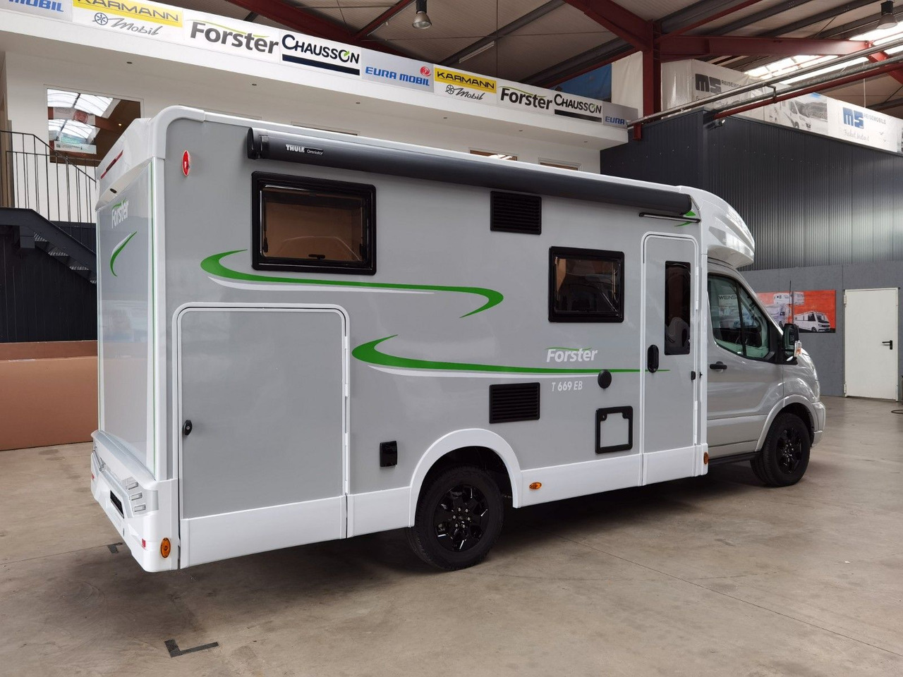 Forster T 669 EBN COUPÈ / -2025-/165PS/ SILVER - EDITION - Poolintegreeritud matkaauto: pilt 4 Forster T 669 EBN COUPÈ / -2025-/165PS/ SILVER - EDITION - Poolintegreeritud matkaauto: pilt 4