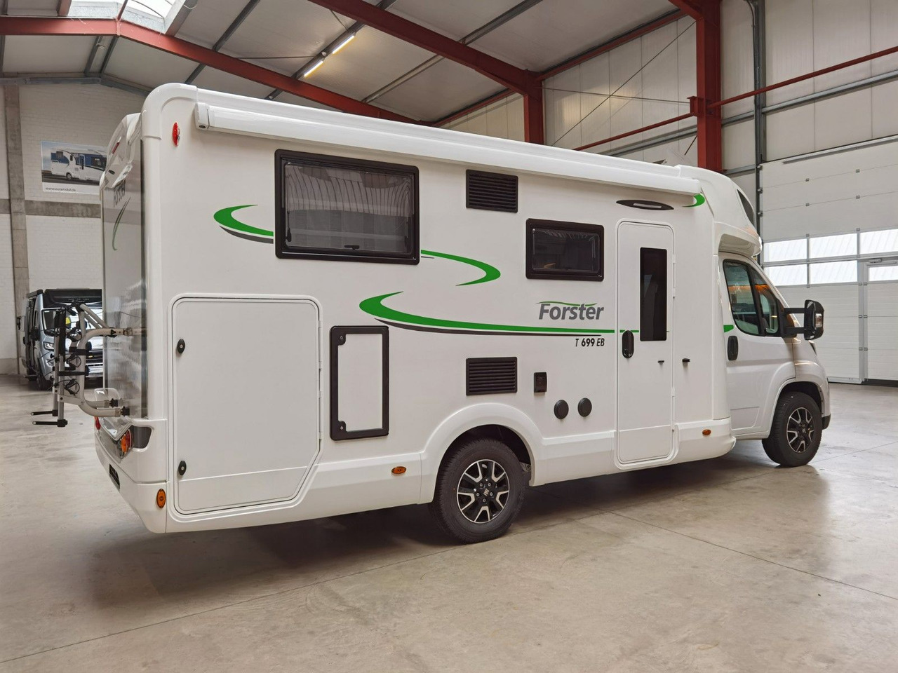 Forster T 699 EB / -MODELL 2025-/ EINZELBETTEN & HUBBETT - Poolintegreeritud matkaauto: pilt 4 Forster T 699 EB / -MODELL 2025-/ EINZELBETTEN & HUBBETT - Poolintegreeritud matkaauto: pilt 4
