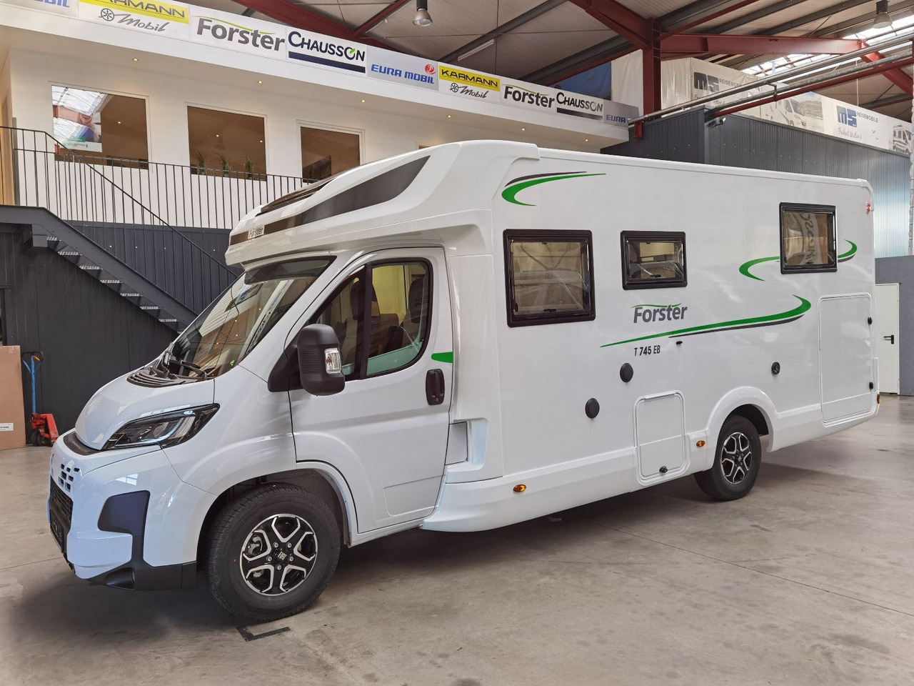 Poolintegreeritud matkaauto Forster T 745 EB / MODELL 2025 / 180 PS / 8.-G.AUTOMATIK: pilt 6