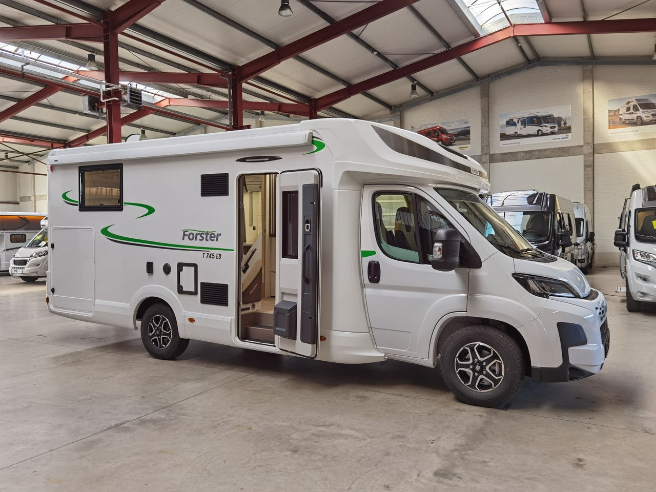Poolintegreeritud matkaauto Forster T 745 EB / MODELL 2025 / 180 PS / 8.-G.AUTOMATIK: pilt 7