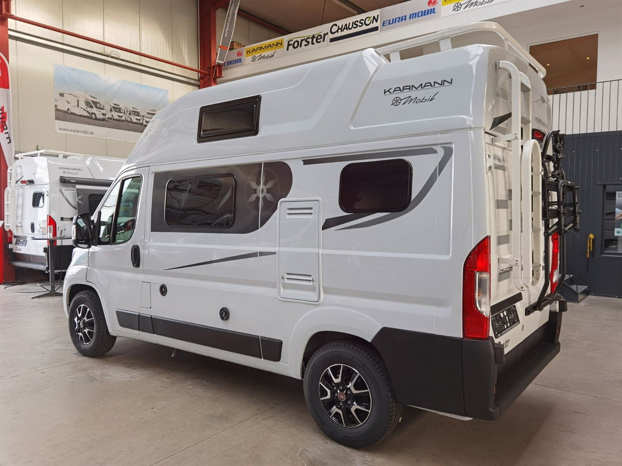 Karmann DEXTER 550 / 140PS / CONCEPT - PAKET & HUBBETT - Campervan: pilt 5 Karmann DEXTER 550 / 140PS / CONCEPT - PAKET & HUBBETT - Campervan: pilt 5