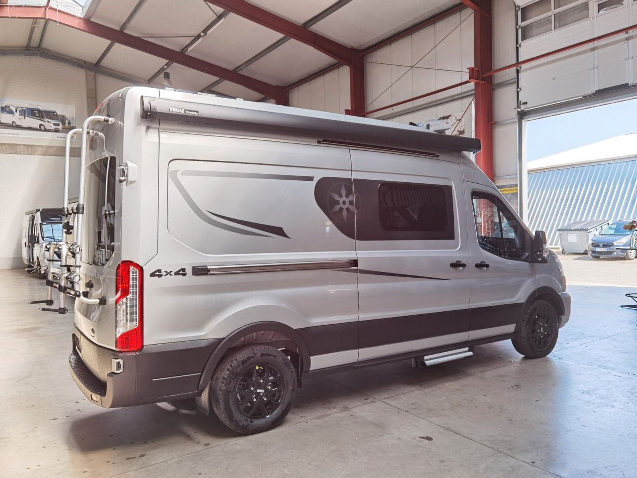 Karmann DEXTER 560 / 170PS - 4x4 / SOLAR & MARKISE & ALU - Campervan: pilt 4 Karmann DEXTER 560 / 170PS - 4x4 / SOLAR & MARKISE & ALU - Campervan: pilt 4