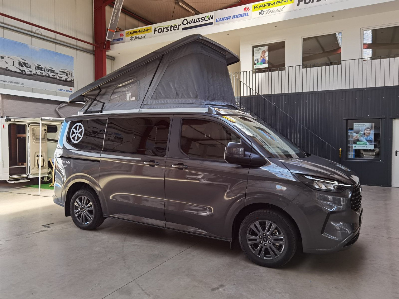 Karmann DUNCAN 505 -500 / 170PS - DSG / 7xSITZPLÄTZE - Campervan: pilt 4 Karmann DUNCAN 505 -500 / 170PS - DSG / 7xSITZPLÄTZE - Campervan: pilt 4