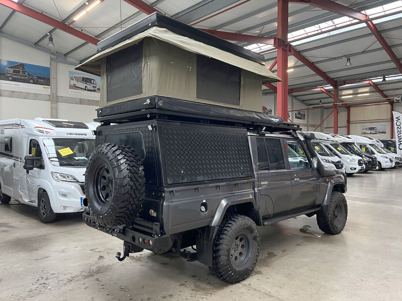Toyota GRJ 79 DC - VX LIMITED / VIELE EXTRAS - Maastur: pilt 1 Toyota GRJ 79 DC - VX LIMITED / VIELE EXTRAS - Maastur: pilt 1