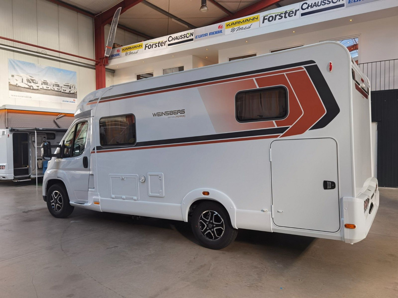 Weinsberg CARACOMPACT 600 MEG EDITION PEPPER /-MODELL 2025 - Poolintegreeritud matkaauto: pilt 5 Weinsberg CARACOMPACT 600 MEG EDITION PEPPER /-MODELL 2025 - Poolintegreeritud matkaauto: pilt 5