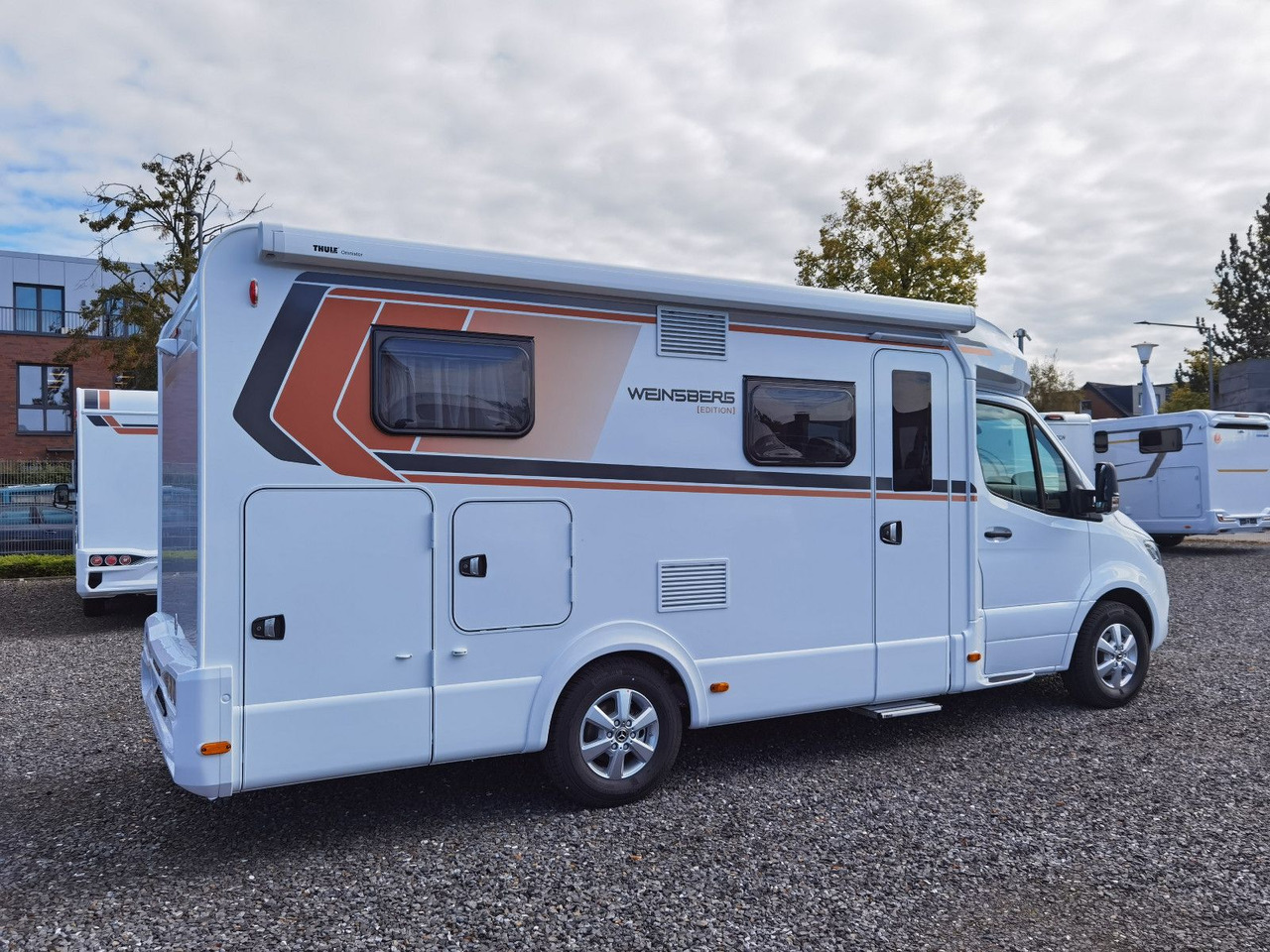 Weinsberg CARACOMPACT 640 MEG EDITION-PEPPER /-MODELL 2025 Weinsberg CARACOMPACT 640 MEG EDITION-PEPPER /-MODELL 2025 - Poolintegreeritud matkaauto: pilt 5 Weinsberg CARACOMPACT 640 MEG EDITION-PEPPER /-MODELL 2025 Weinsberg CARACOMPACT 640 MEG EDITION-PEPPER /-MODELL 2025 - Poolintegreeritud matkaauto: pilt 5