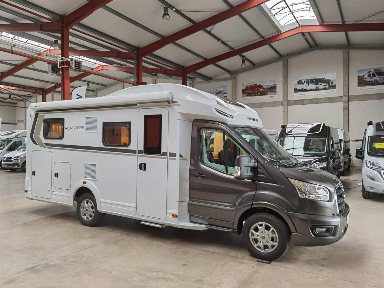 Poolintegreeritud matkaauto Weinsberg CARASUITE 650 MEG /155PS /EINZELBETTEN & HUBBETT: pilt 10