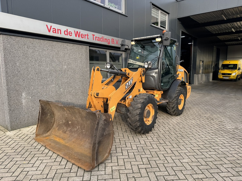 Case 21F Shovel / Radlader / Wheel Loader 2016 Bucket & Forks 3970Hours - Rataslaadur: pilt 5 Case 21F Shovel / Radlader / Wheel Loader 2016 Bucket & Forks 3970Hours - Rataslaadur: pilt 5