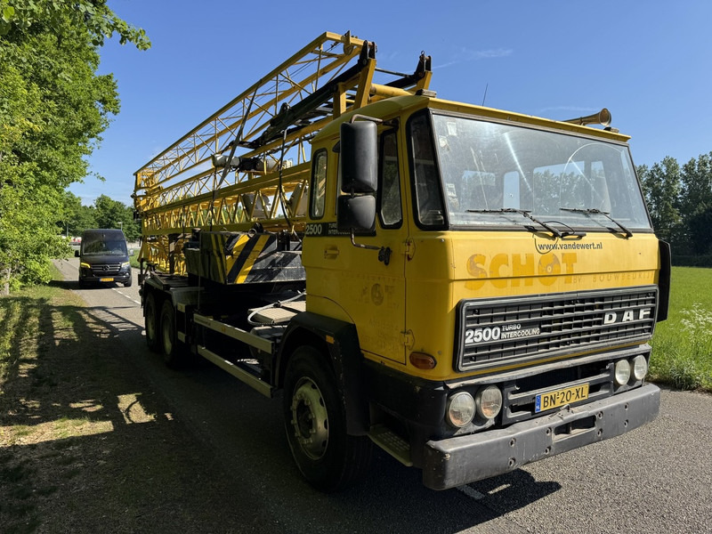 DAF 2500 - Autokraana: pilt 3 DAF 2500 - Autokraana: pilt 3