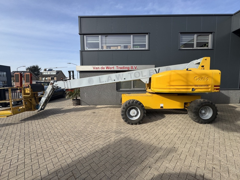 Genie S-65 DEUTZ DIESEL 1998 boomlift 21.81 Meter Werkhoogte - Teleskooppoom: pilt 1 Genie S-65 DEUTZ DIESEL 1998 boomlift 21.81 Meter Werkhoogte - Teleskooppoom: pilt 1