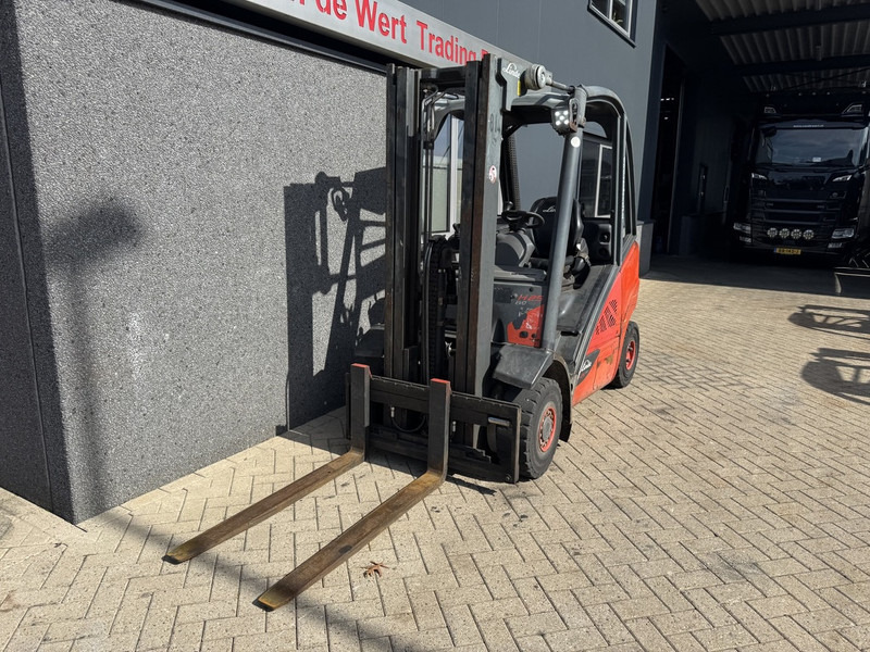 Linde H25D-02 Triplo 470 Freelift / Sideshift VW Diesel 2014 - Diiseltõstuk: pilt 3 Linde H25D-02 Triplo 470 Freelift / Sideshift VW Diesel 2014 - Diiseltõstuk: pilt 3