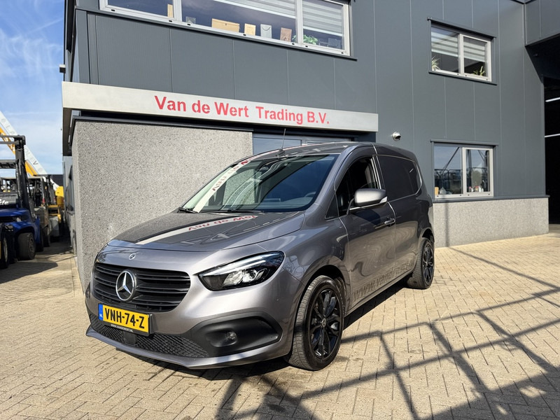 Mercedes-Benz Citan 110 CDI 95PK Diesel 2021 Airco / DAB + / Apple Carplay / Camera / LM Velgen / Cruise control / Navi Zeer Net! - Tarbesõiduk furgoon: pilt 1 Mercedes-Benz Citan 110 CDI 95PK Diesel 2021 Airco / DAB + / Apple Carplay / Camera / LM Velgen / Cruise control / Navi Zeer Net! - Tarbesõiduk furgoon: pilt 1