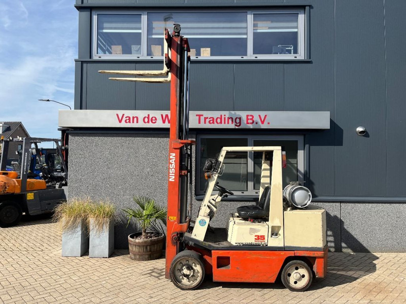 Nissan FG35U heftruck dulpo310 freelift 3e functie LPG COMPACT - Gaasitõstuk: pilt 2 Nissan FG35U heftruck dulpo310 freelift 3e functie LPG COMPACT - Gaasitõstuk: pilt 2