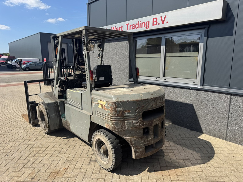 Yang FD-45 Triplo 465 Freelift/Sideshift Diesel 1999 - Diiseltõstuk: pilt 4 Yang FD-45 Triplo 465 Freelift/Sideshift Diesel 1999 - Diiseltõstuk: pilt 4