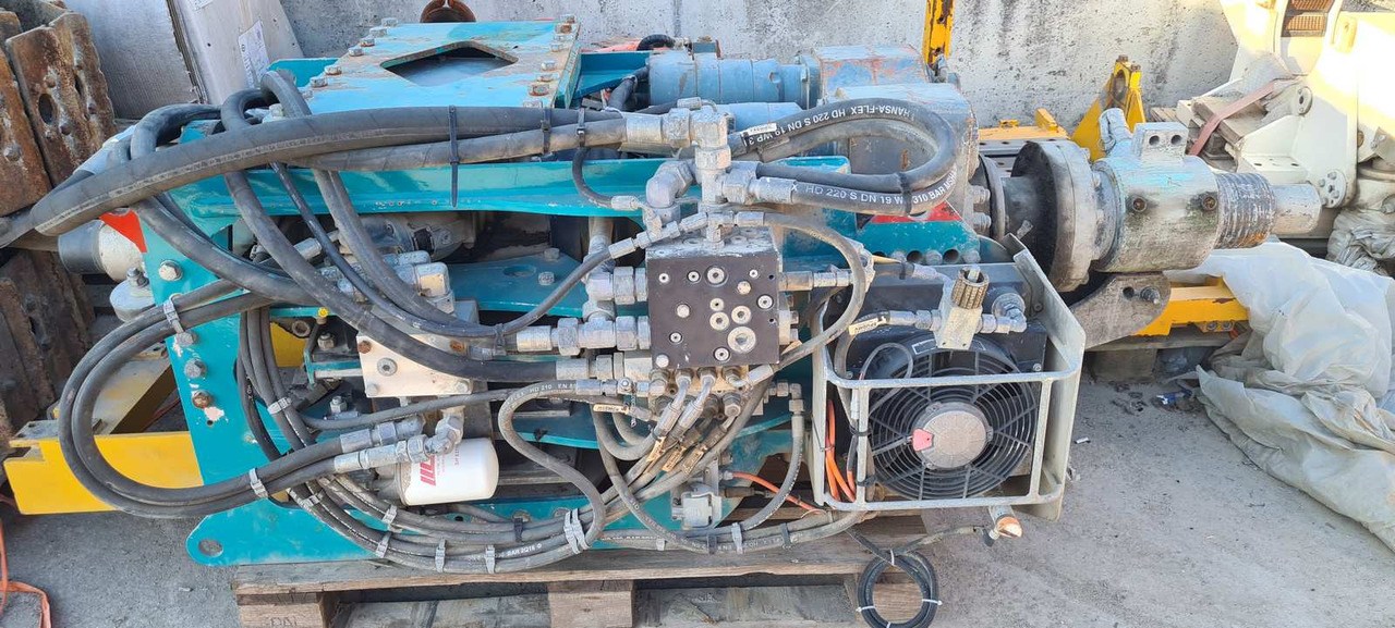 Eurodrill RHV 2400 vibration rotary head - Puurimisplatvorm: pilt 3 Eurodrill RHV 2400 vibration rotary head - Puurimisplatvorm: pilt 3