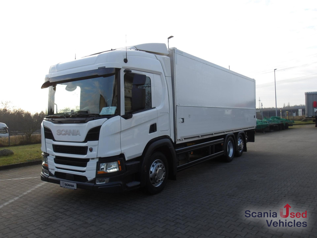 SCANIA P 320 B6x2*4NB / EWERS Schwenkwandaufbau - Joogiveok: pilt 1 SCANIA P 320 B6x2*4NB / EWERS Schwenkwandaufbau - Joogiveok: pilt 1