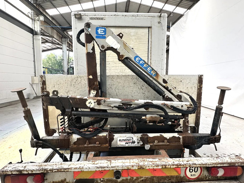DAF LF 45.180 SANS / OHNE / WITHOUT GRUE EFFER - Kraanaga veoauto: pilt 5 DAF LF 45.180 SANS / OHNE / WITHOUT GRUE EFFER - Kraanaga veoauto: pilt 5