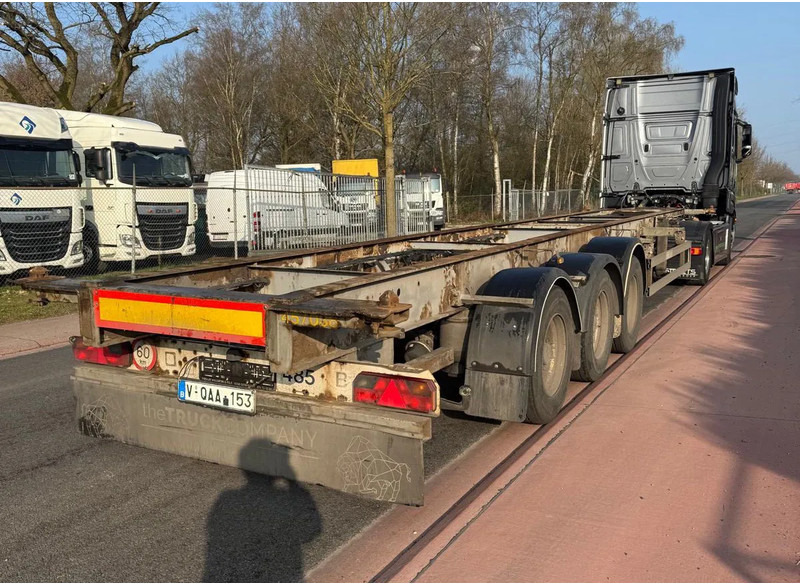Konteinerveduk/ Tõstukiga poolhaagis Fruehauf Containertransport: pilt 6
