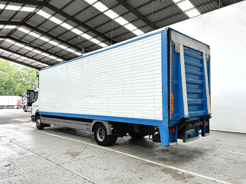 Mercedes-Benz Atego 1218 SIDE DOOR / LIFT / LAMMES - LAMMES / BLATT - BLATT - Kasti veoauto: pilt 3 Mercedes-Benz Atego 1218 SIDE DOOR / LIFT / LAMMES - LAMMES / BLATT - BLATT - Kasti veoauto: pilt 3