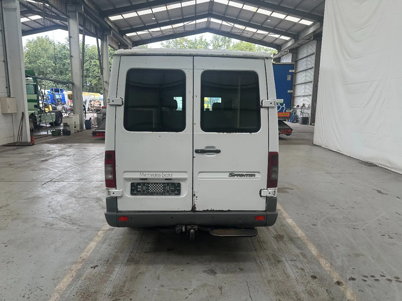 Mercedes-Benz Sprinter 316 EURO 3 - Väike kaubik: pilt 4 Mercedes-Benz Sprinter 316 EURO 3 - Väike kaubik: pilt 4