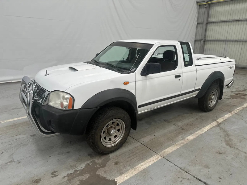 Nissan Navara 2.5 Di / EURO 3 - Auto: pilt 1 Nissan Navara 2.5 Di / EURO 3 - Auto: pilt 1