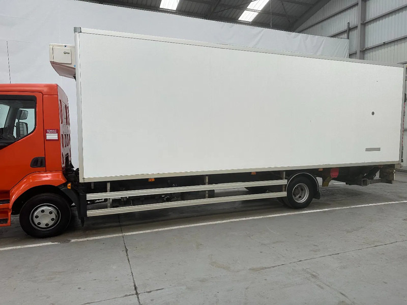 Renault D 12 220 / 264728 km - Külmutiga veoauto: pilt 2 Renault D 12 220 / 264728 km - Külmutiga veoauto: pilt 2