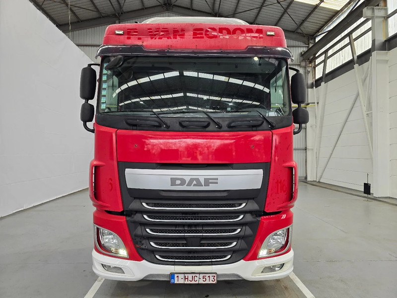 DAF XF 106.460 EURO 6 / RETARDER / PTO / MANUEL / AIRCO - Sadulveok: pilt 2 DAF XF 106.460 EURO 6 / RETARDER / PTO / MANUEL / AIRCO - Sadulveok: pilt 2