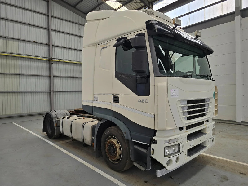Iveco Stralis 420 RETARDER / EURO 5 STANDAIRCO - Sadulveok: pilt 3 Iveco Stralis 420 RETARDER / EURO 5 STANDAIRCO - Sadulveok: pilt 3