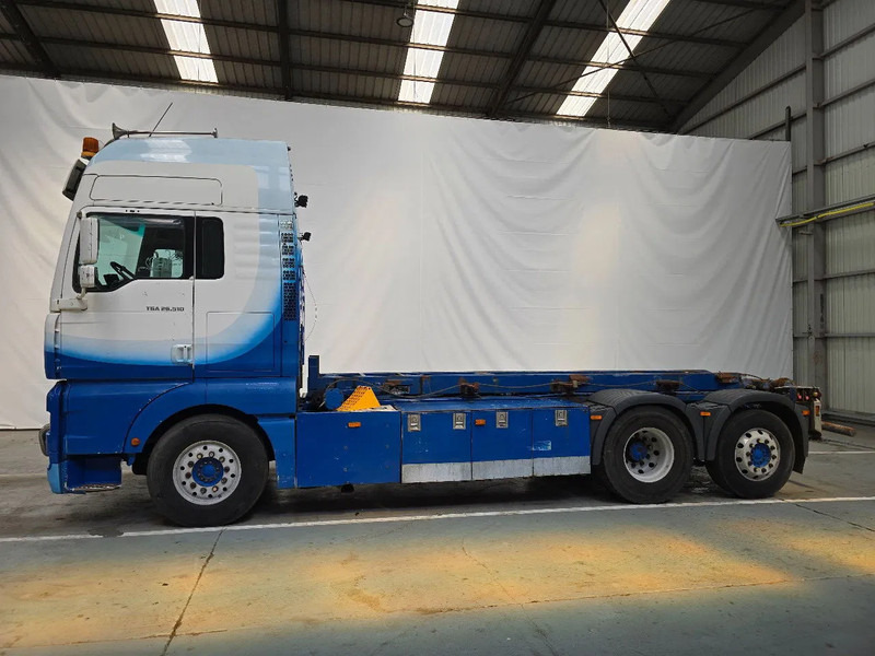 MAN TGA 26.510 RETARDER / PTO / AIRCO - Sadulveok: pilt 2 MAN TGA 26.510 RETARDER / PTO / AIRCO - Sadulveok: pilt 2