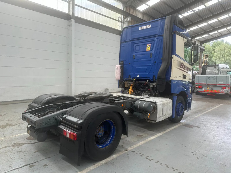 Mercedes-Benz Actros 1845 AIRCO / ADR - Sadulveok: pilt 4 Mercedes-Benz Actros 1845 AIRCO / ADR - Sadulveok: pilt 4